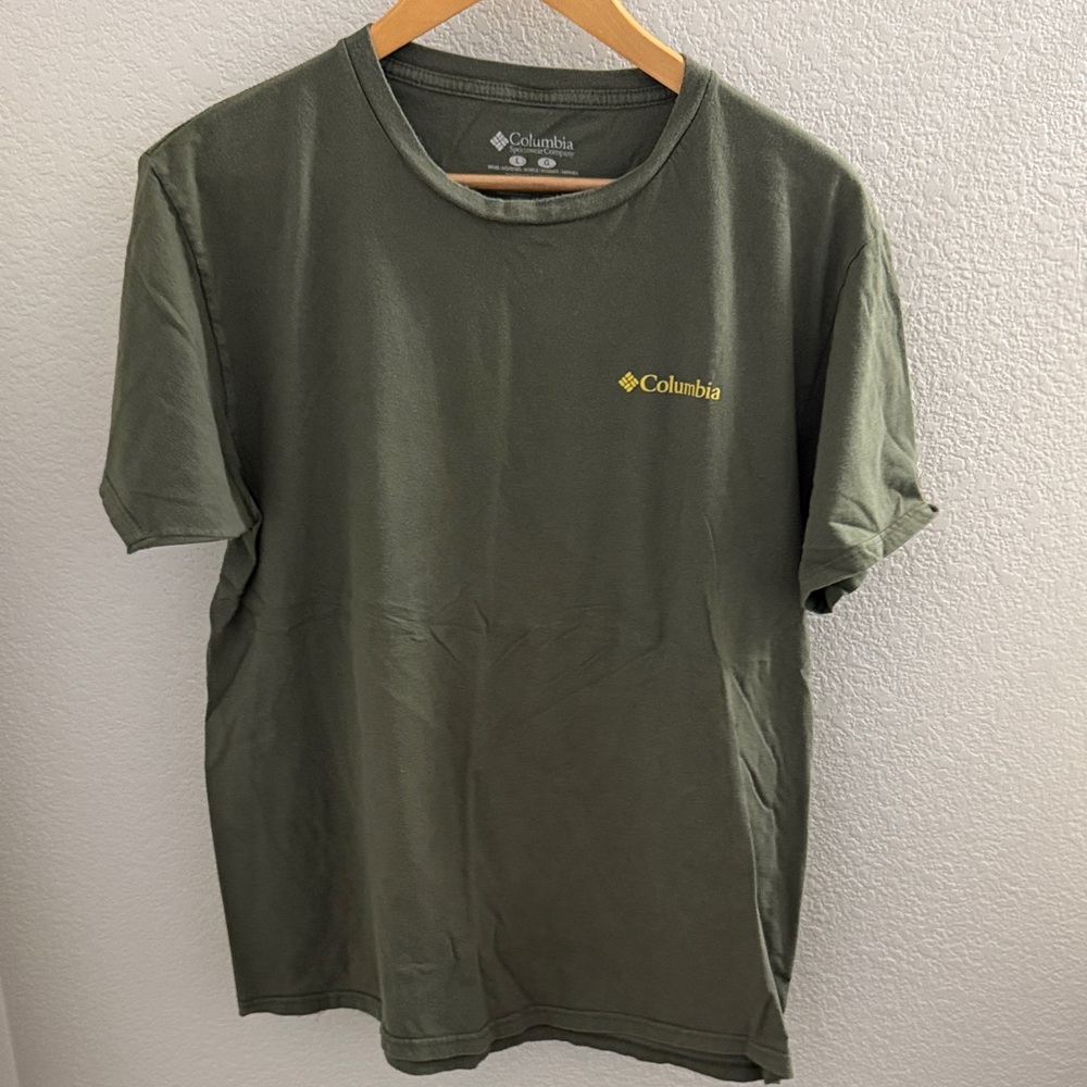 Columbia Men's Olive Short Sleeve Graphic Tee